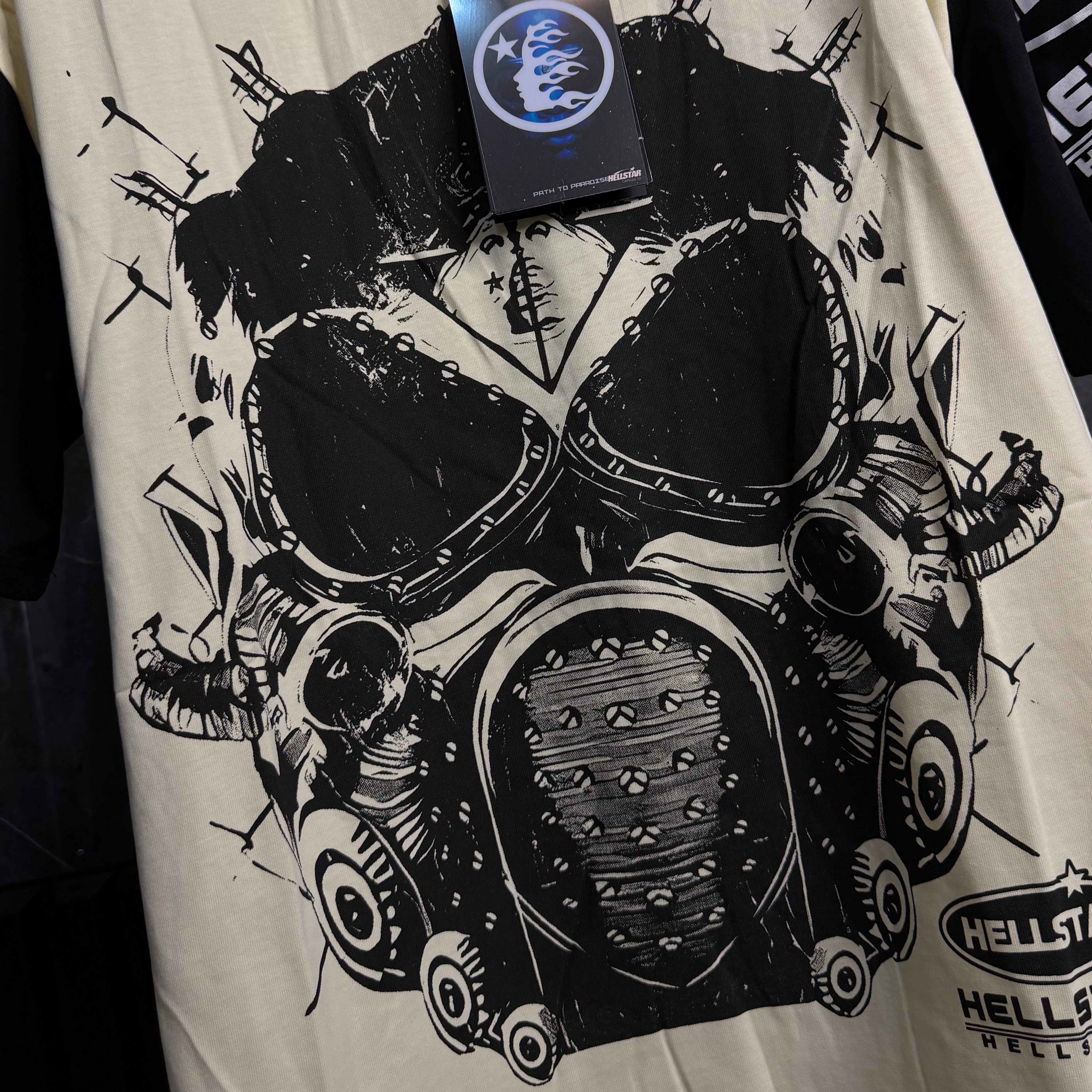 PLAYERA HELLSTAR